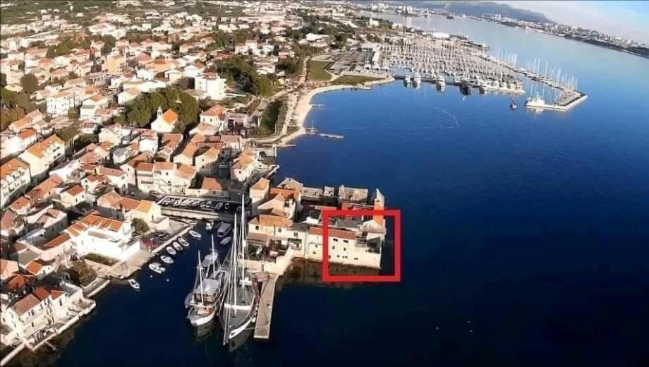 Apartman Dvorac Kaštela