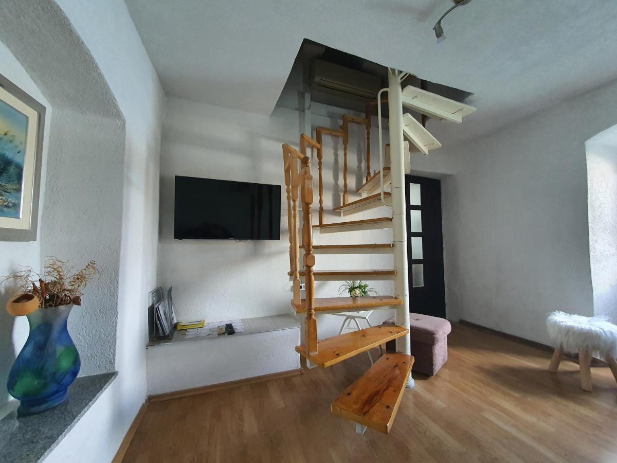 Apartment Dvorac Kastela